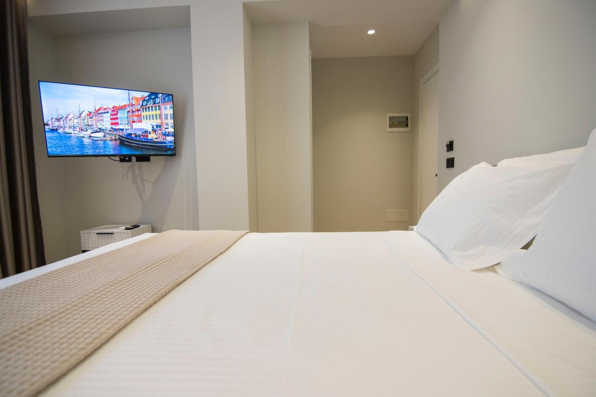 Mina Luxury Rooms Tirana Exterior foto