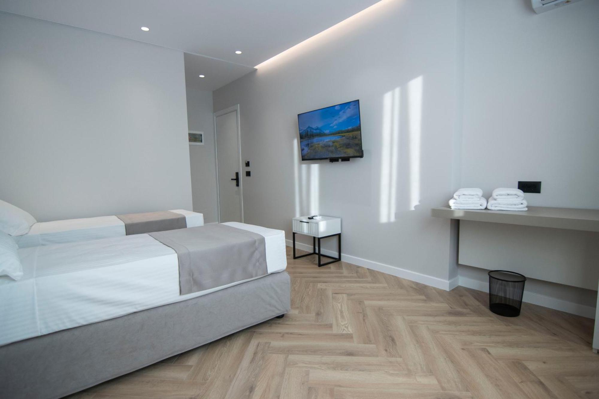 Mina Luxury Rooms Tirana Exterior foto