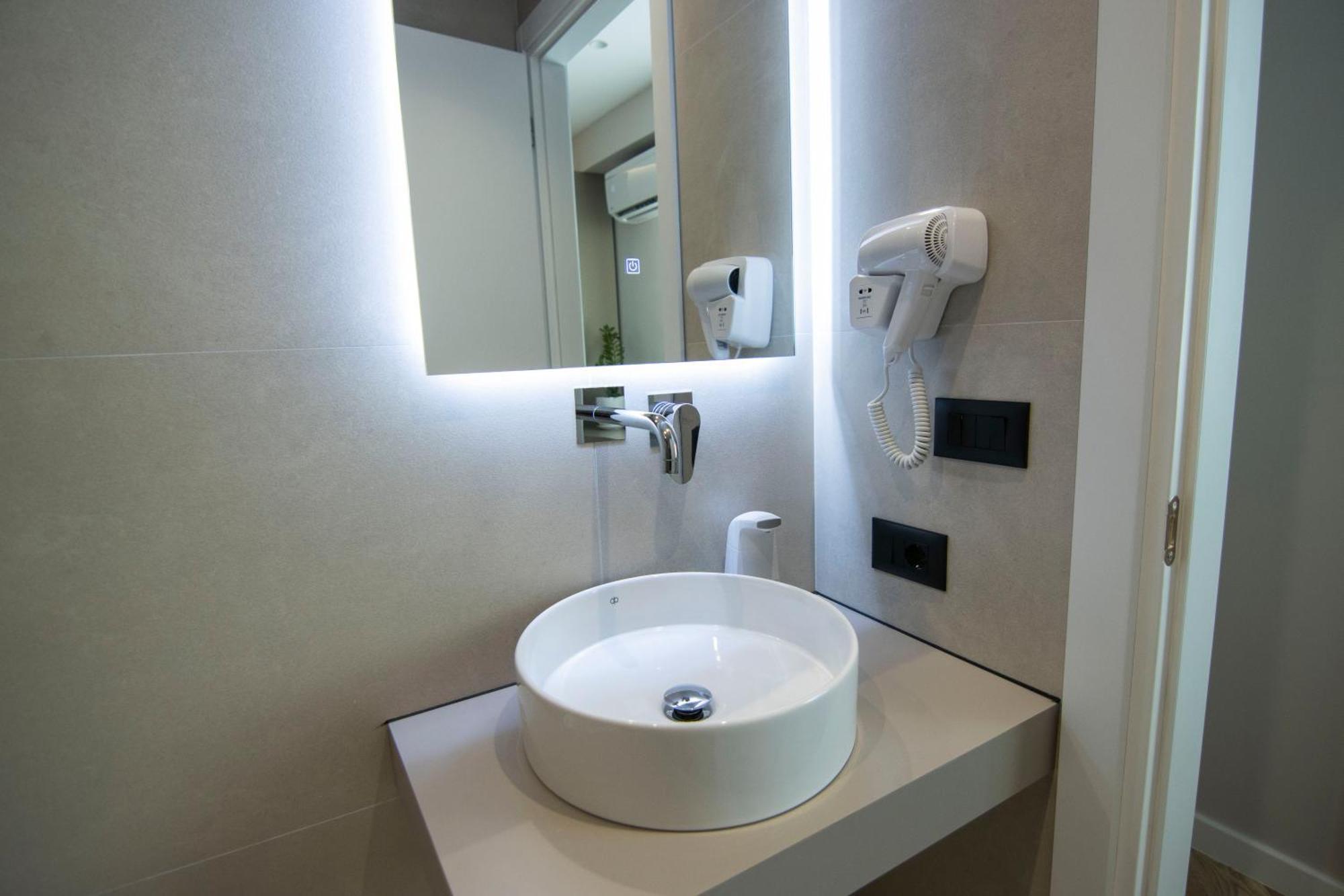 Mina Luxury Rooms Tirana Exterior foto
